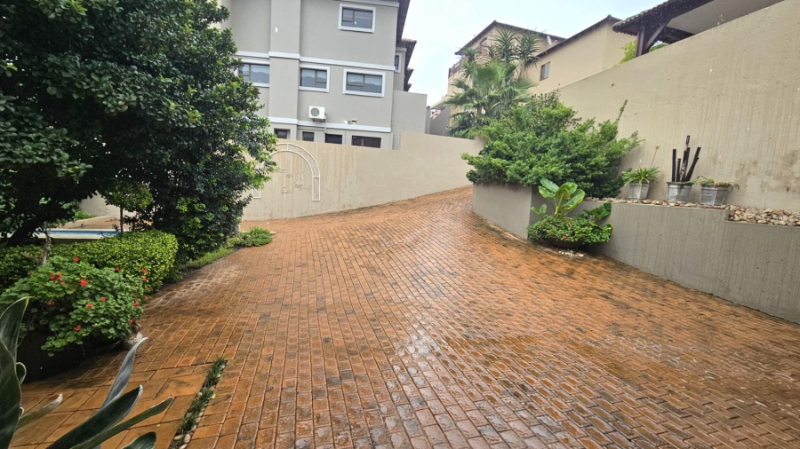 4 Bedroom Property for Sale in Birdwood Estate North West